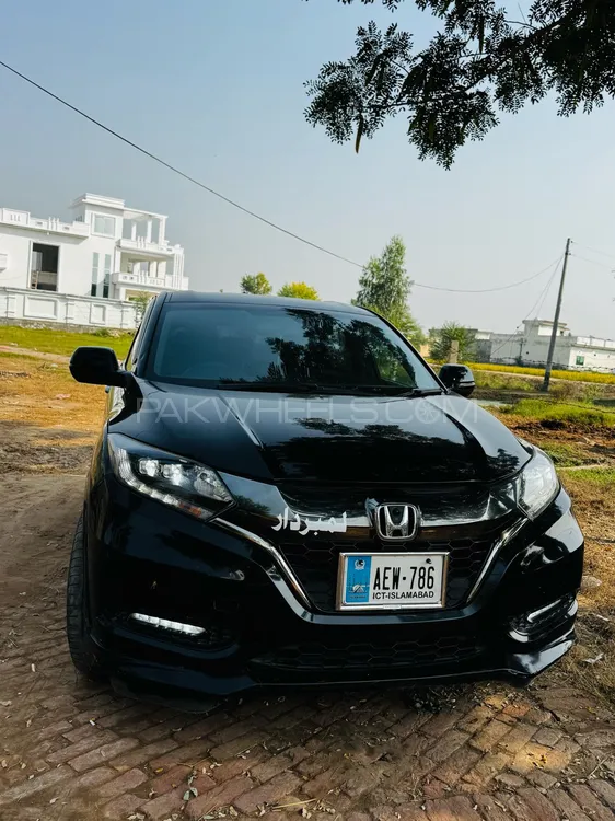 Honda Vezel 2017 for Sale in Islamabad Honda Vezel 2017 for Sale in Islamabad Image-6