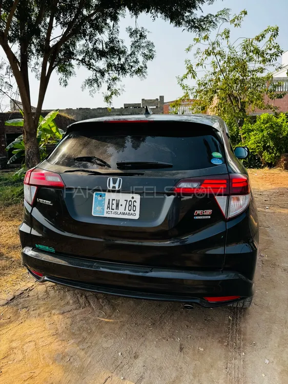 Honda Vezel 2017 for Sale in Islamabad Honda Vezel 2017 for Sale in Islamabad Image-4