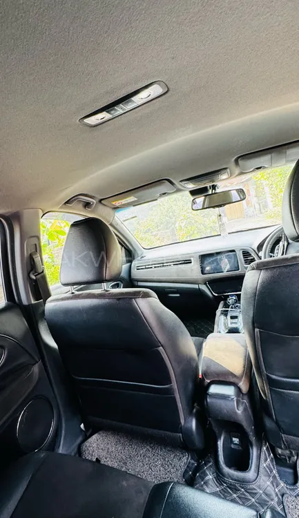 Honda Vezel 2017 for Sale in Islamabad Honda Vezel 2017 for Sale in Islamabad Image-11