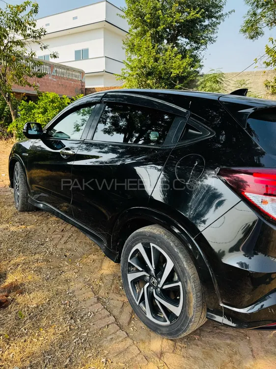 Honda Vezel 2017 for Sale in Islamabad Honda Vezel 2017 for Sale in Islamabad Image-5