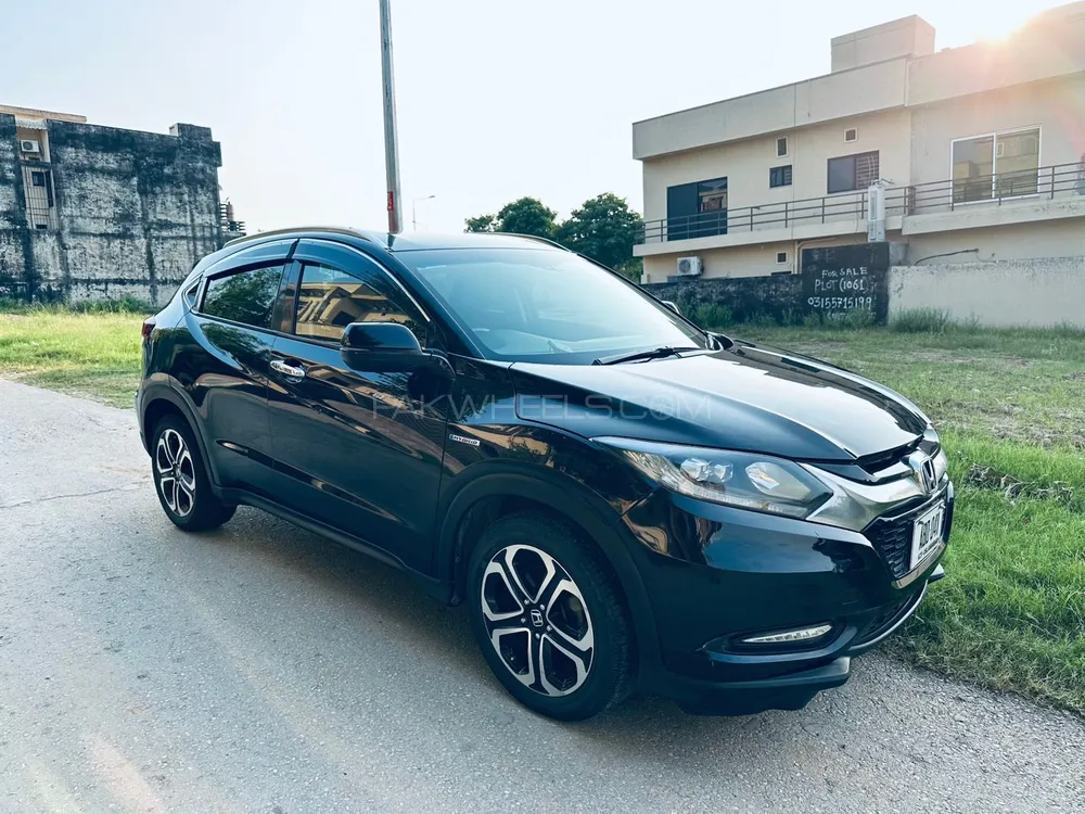 Honda Vezel 2016 for Sale in Multan Honda Vezel 2016 for Sale in Multan Image-8