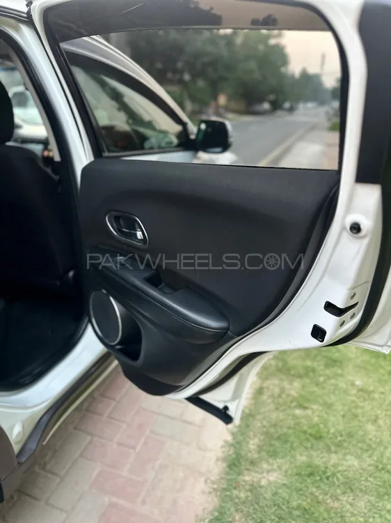 ہونڈا ویزِل 2017 for Sale in لاہور ہونڈا ویزِل 2017 for Sale in لاہور Image-12