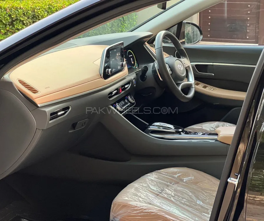 ہنڈائی سوناتا 2023 for Sale in لاہور ہنڈائی سوناتا 2023 for Sale in لاہور Image-12