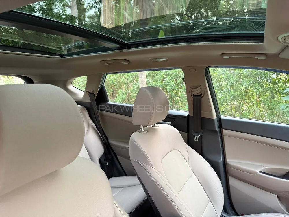 Hyundai Tucson 2022 for Sale in Lahore Hyundai Tucson 2022 for Sale in Lahore Image-11