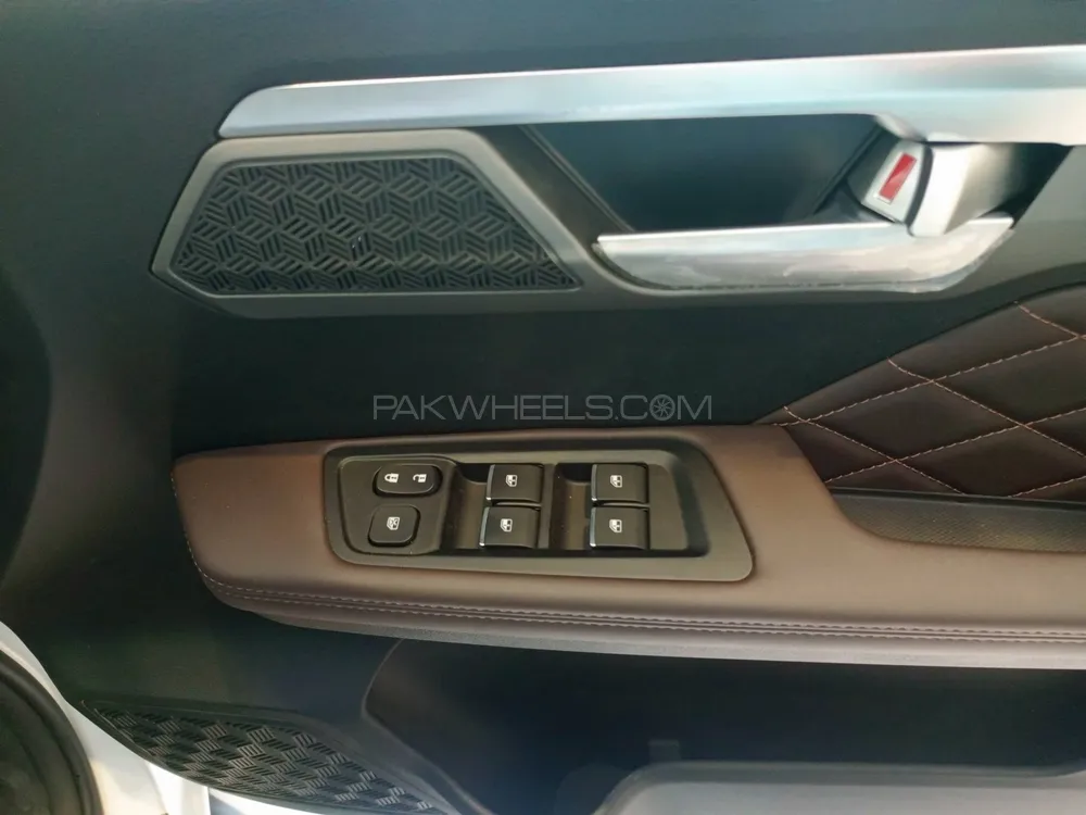 JAC T9 2025 for Sale in Lahore JAC T9 2025 for Sale in Lahore Image-4