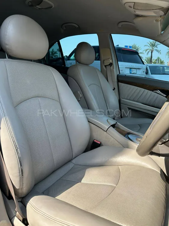 مرسڈیز بینز ای کلاس 2004 for Sale in اسلام آباد مرسڈیز بینز ای کلاس 2004 for Sale in اسلام آباد Image-12