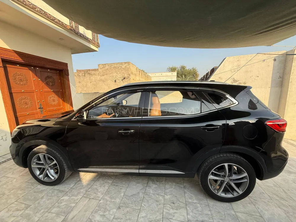 MG HS 2023 for Sale in Lahore MG HS 2023 for Sale in Lahore Image-4
