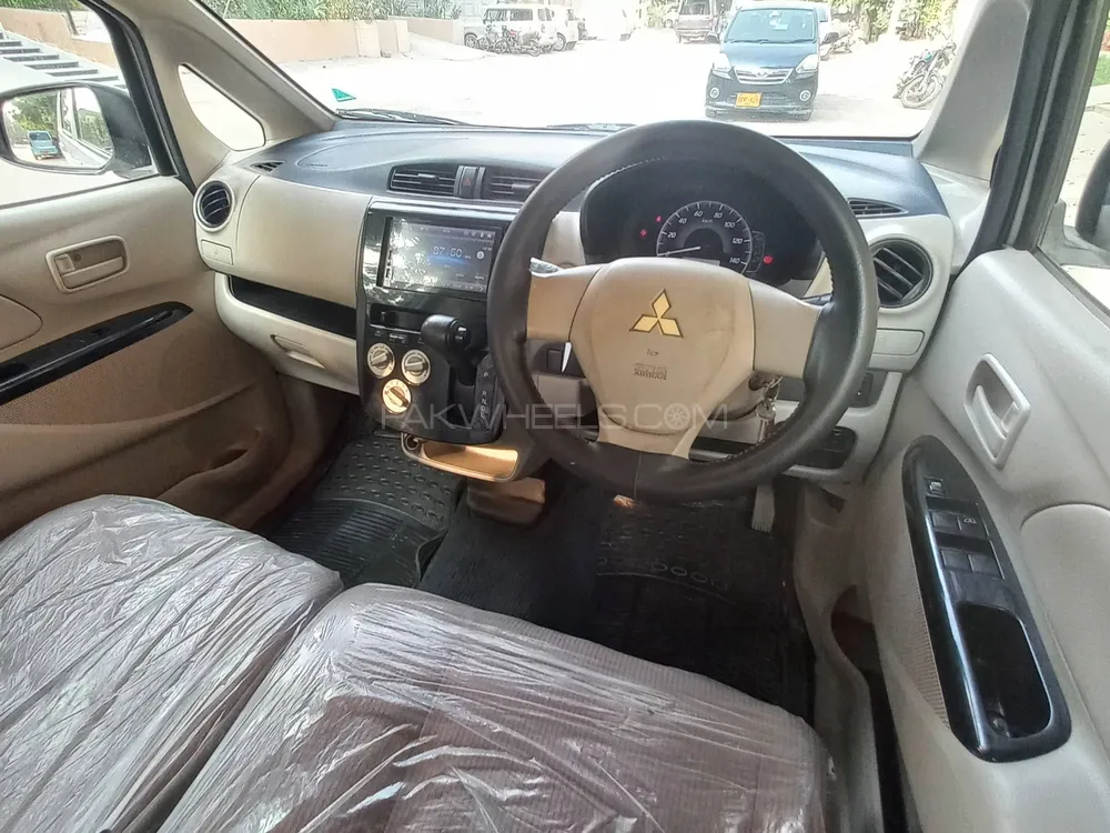 مٹسوبیشی ای کے ویگن 2015 for Sale in کراچی مٹسوبیشی ای کے ویگن 2015 for Sale in کراچی Image-9