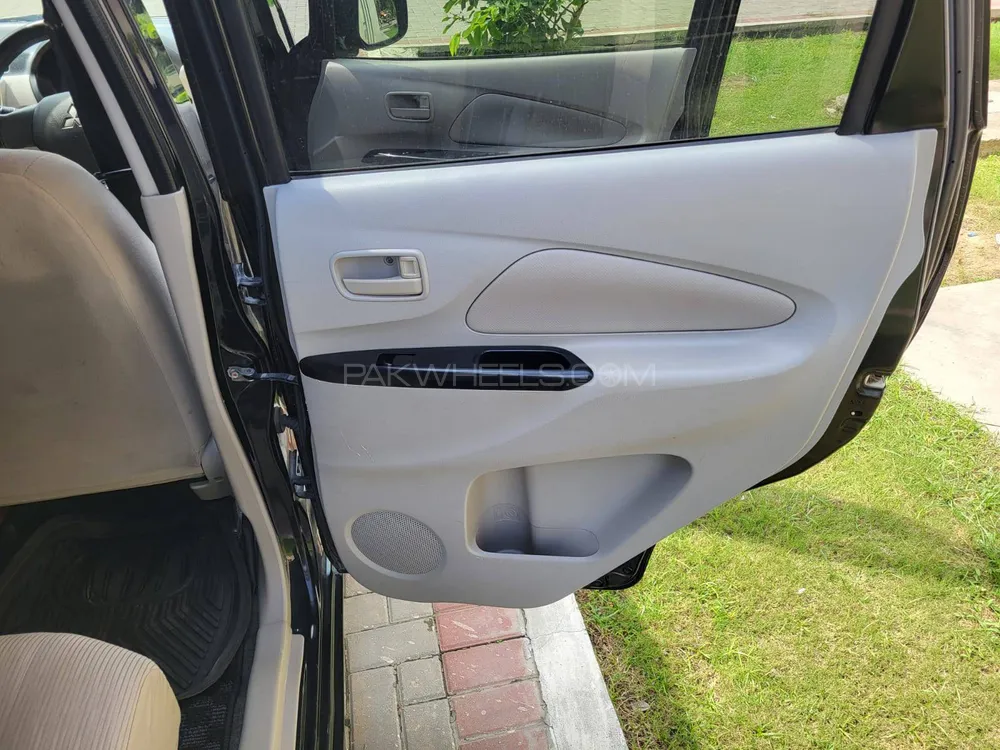 Mitsubishi Ek Wagon 2015 for Sale in Lahore Mitsubishi Ek Wagon 2015 for Sale in Lahore Image-12