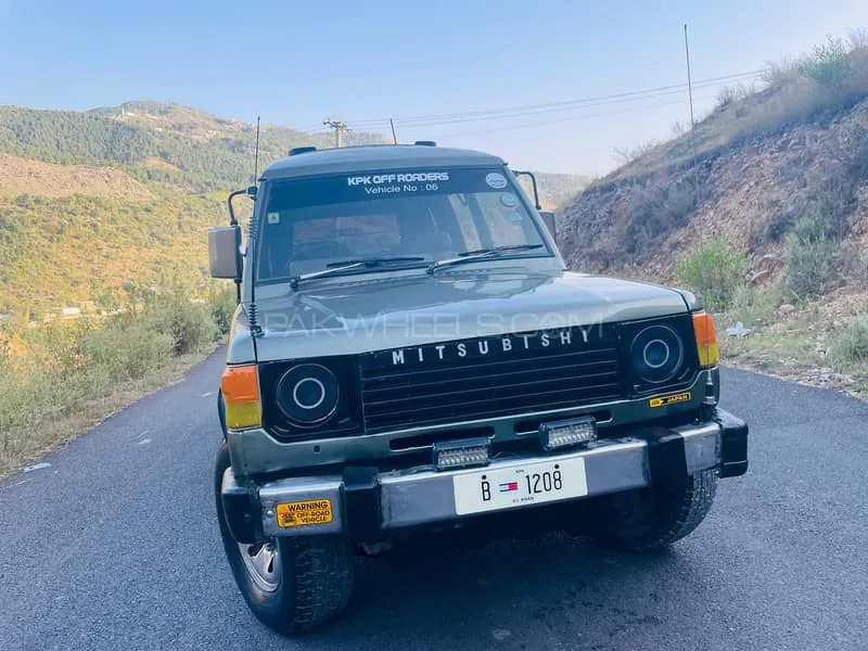 Mitsubishi Pajero 1986 for Sale in Abbottabad Mitsubishi Pajero 1986 for Sale in Abbottabad Image-10