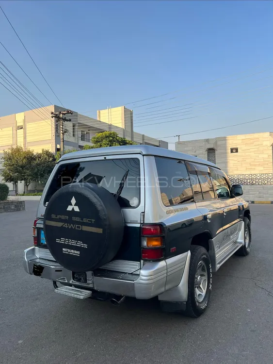 Mitsubishi Pajero 1998 for Sale in Rawalpindi Mitsubishi Pajero 1998 for Sale in Rawalpindi Image-3