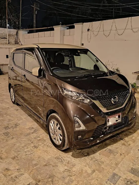 Nissan Dayz 2024 for Sale in Hyderabad Nissan Dayz 2024 for Sale in Hyderabad Image-6