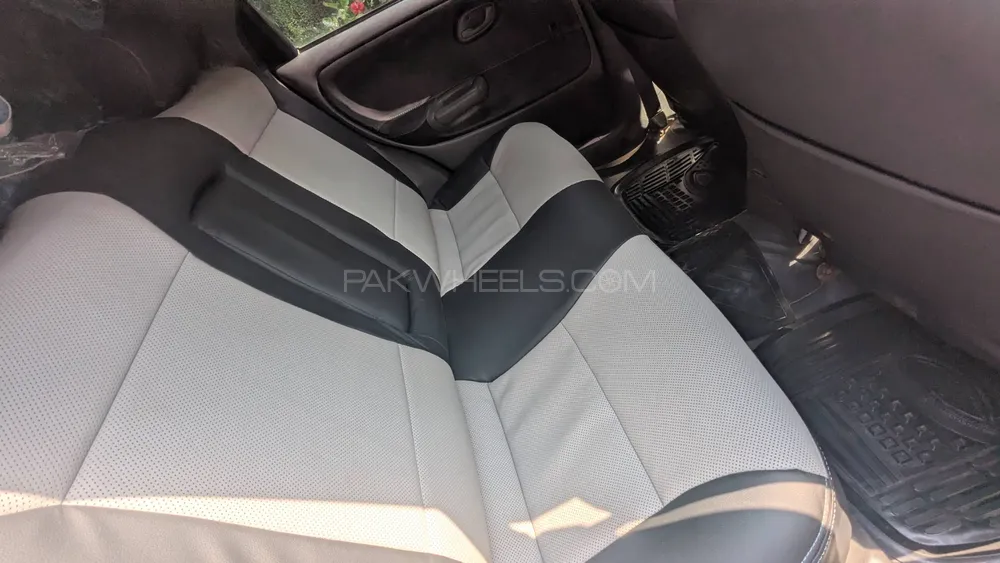 Suzuki Baleno 2004 for Sale in Multan Suzuki Baleno 2004 for Sale in Multan Image-13