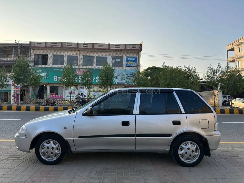 Suzuki Cultus 2013 for Sale in Gujrat Suzuki Cultus 2013 for Sale in Gujrat Image-9