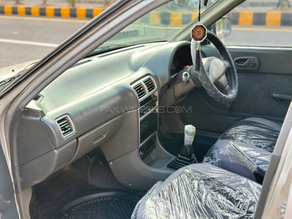 Suzuki Cultus 2013 for Sale in Gujrat Suzuki Cultus 2013 for Sale in Gujrat Image-10
