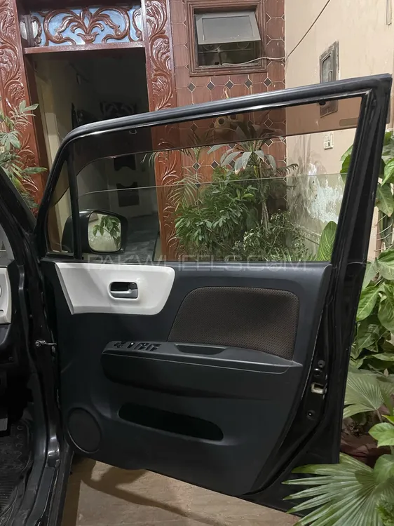 Suzuki MR Wagon 2012 for Sale in Lahore Suzuki MR Wagon 2012 for Sale in Lahore Image-7