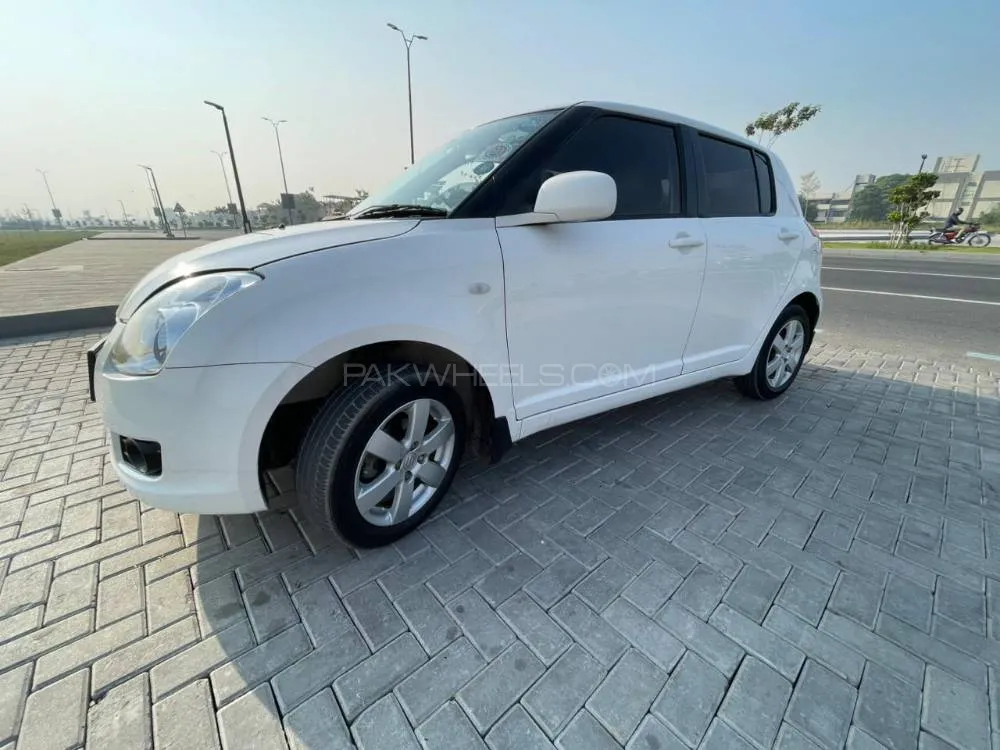 Suzuki Swift 2018 for Sale in Lahore Suzuki Swift 2018 for Sale in Lahore Image-4