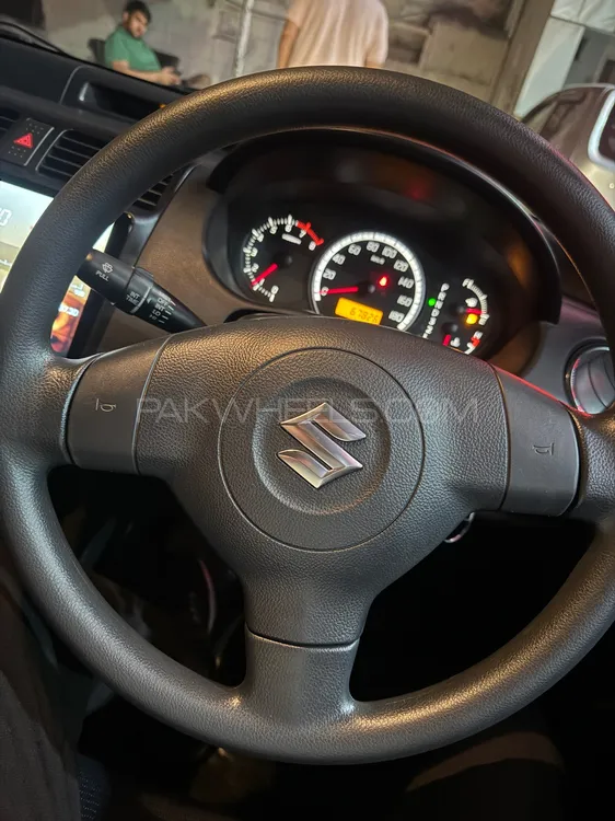 سوزوکی سوئفٹ 2017 for Sale in اسلام آباد سوزوکی سوئفٹ 2017 for Sale in اسلام آباد Image-8