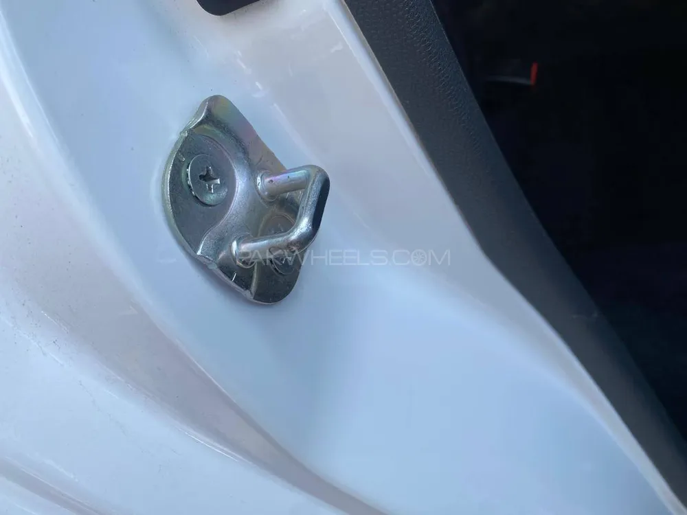 سوزوکی سوئفٹ 2020 for Sale in راولپنڈی سوزوکی سوئفٹ 2020 for Sale in راولپنڈی Image-18