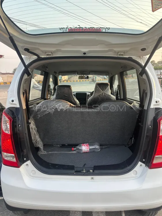 Suzuki Wagon R 2021 for Sale in Multan Suzuki Wagon R 2021 for Sale in Multan Image-17