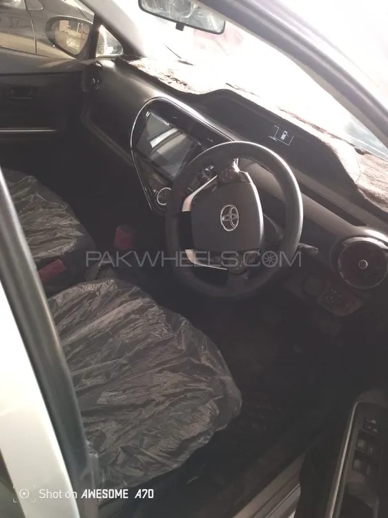 Toyota Aqua 2017 for Sale in Peshawar Toyota Aqua 2017 for Sale in Peshawar Image-4