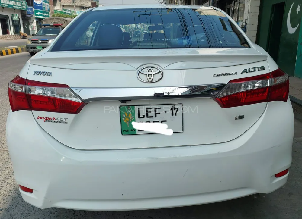 Toyota Corolla 2017 for Sale in Gujranwala Toyota Corolla 2017 for Sale in Gujranwala Image-2