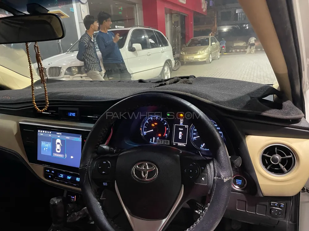Toyota Corolla 2018 for Sale in Hyderabad Toyota Corolla 2018 for Sale in Hyderabad Image-7
