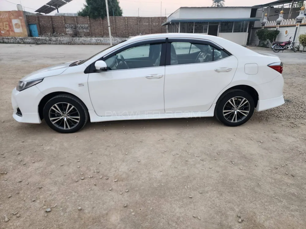Toyota Corolla 2022 for Sale in Dera ismail khan Toyota Corolla 2022 for Sale in Dera ismail khan Image-5