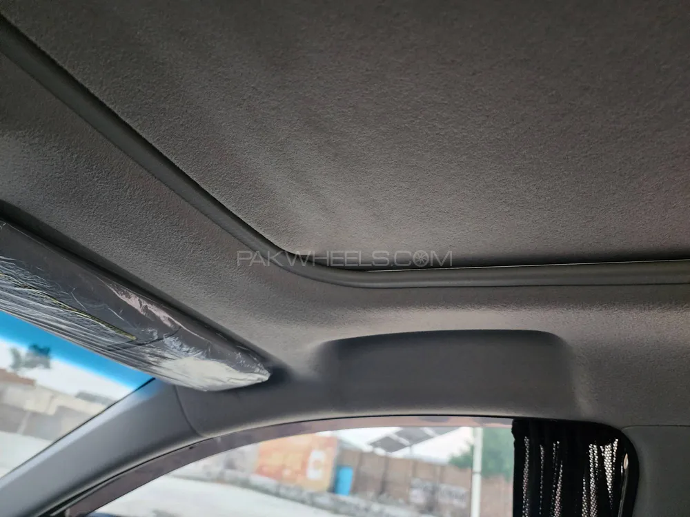 Toyota Corolla 2022 for Sale in Dera ismail khan Toyota Corolla 2022 for Sale in Dera ismail khan Image-10