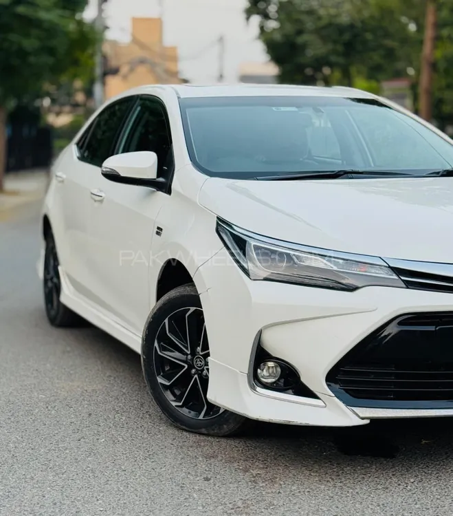 Toyota Corolla 2023 for Sale in Faisalabad Toyota Corolla 2023 for Sale in Faisalabad Image-2