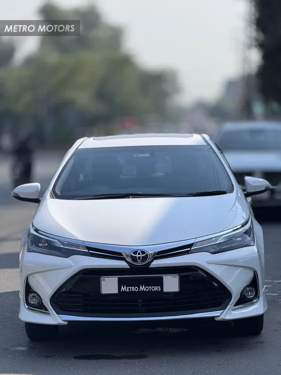 Toyota Corolla 2025 for Sale in Lahore Image-1