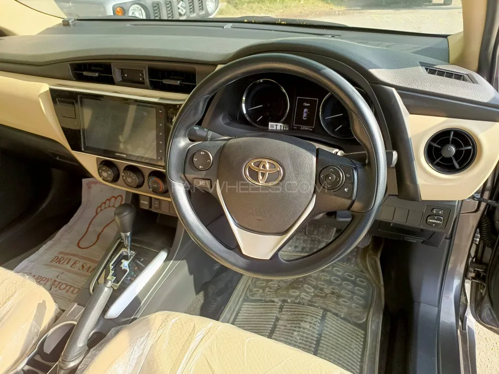 Toyota Corolla 2023 for Sale in Islamabad Toyota Corolla 2023 for Sale in Islamabad Image-8