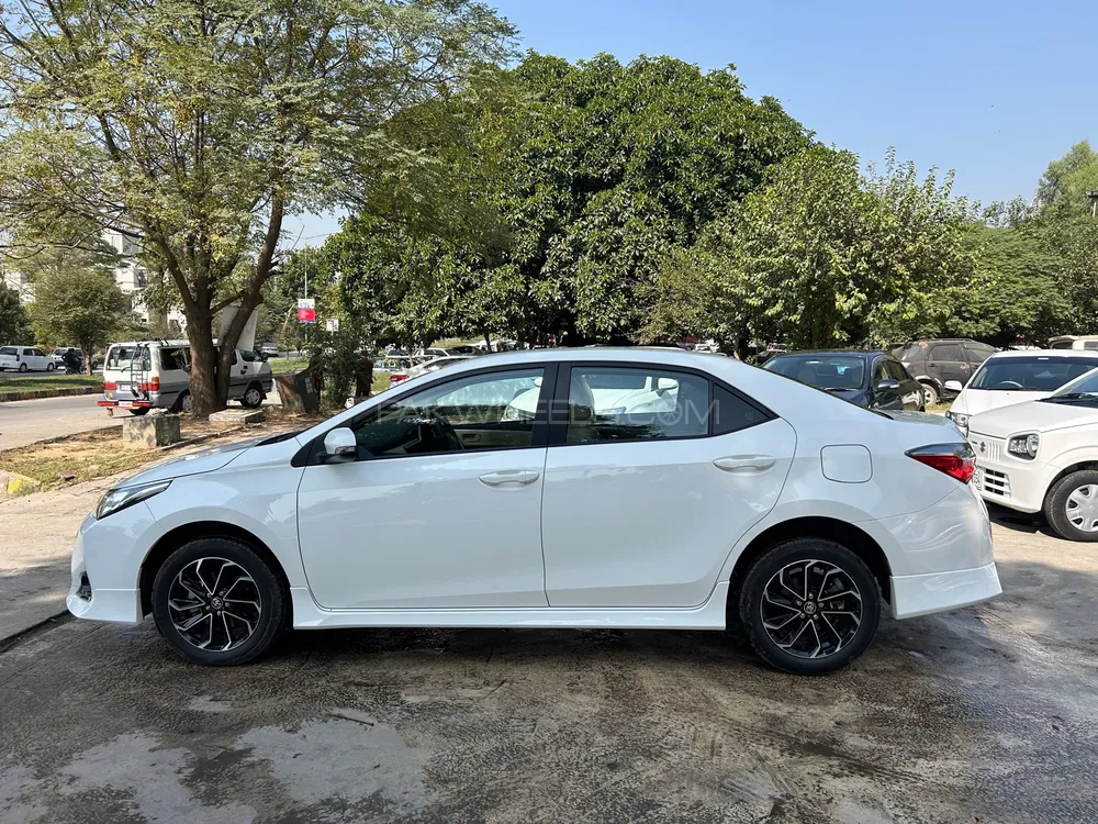 Toyota Corolla 2025 for Sale in Islamabad Toyota Corolla 2025 for Sale in Islamabad Image-4
