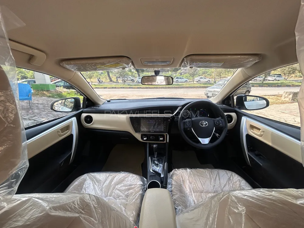 Toyota Corolla 2025 for Sale in Islamabad Toyota Corolla 2025 for Sale in Islamabad Image-8