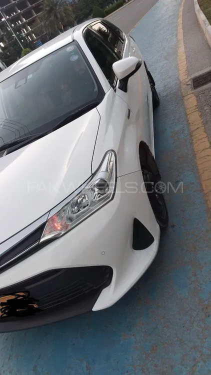Toyota Corolla Fielder 2017 for Sale in Karachi Image-1