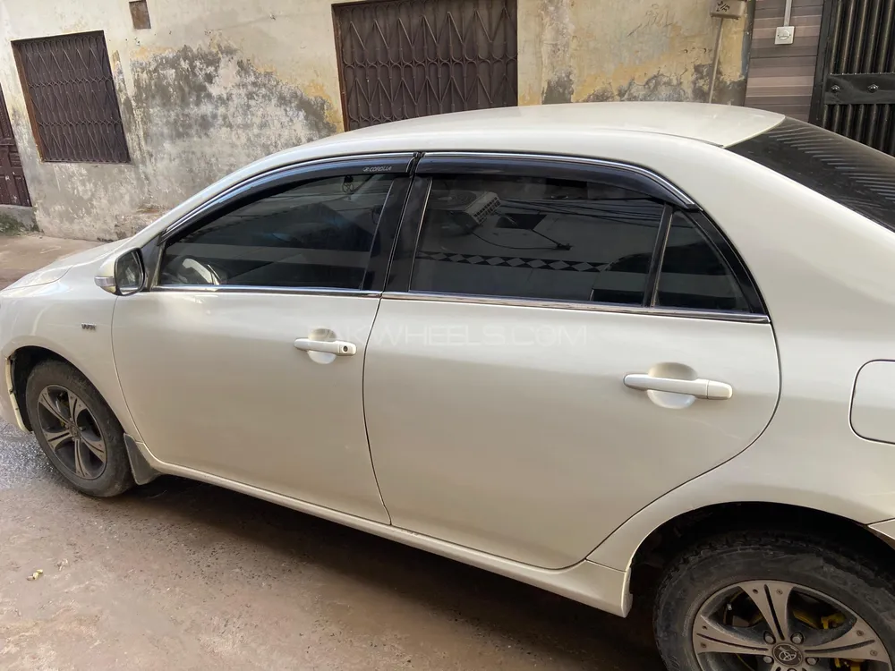 Toyota Corolla 2012 for Sale in Sheikhupura Toyota Corolla 2012 for Sale in Sheikhupura Image-3