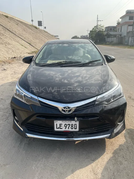 Toyota Corolla 2016 for Sale in Lahore Image-1
