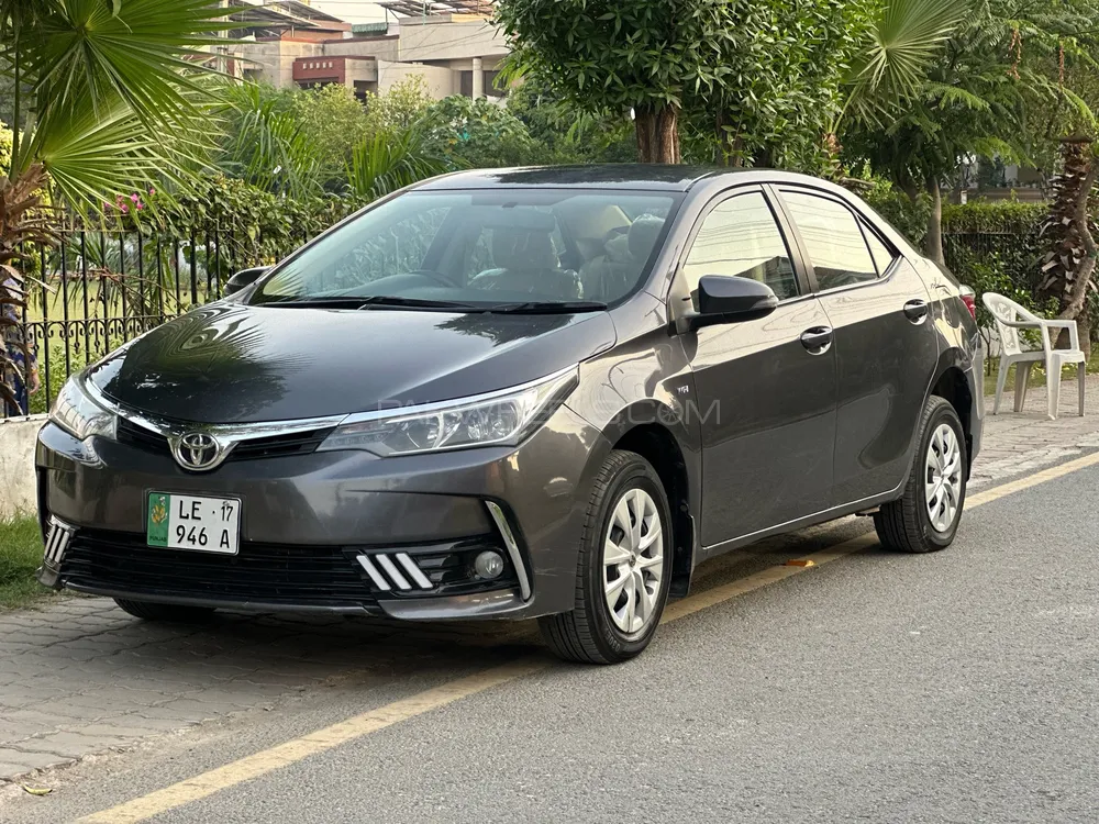 Toyota Corolla 2017 for Sale in Lahore Toyota Corolla 2017 for Sale in Lahore Image-3