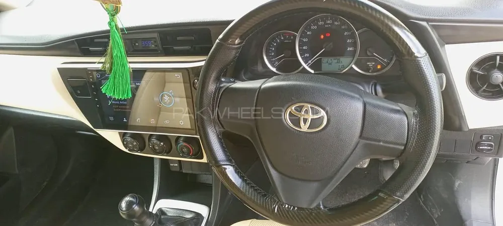 Toyota Corolla 2018 for Sale in Sadiqabad Toyota Corolla 2018 for Sale in Sadiqabad Image-16