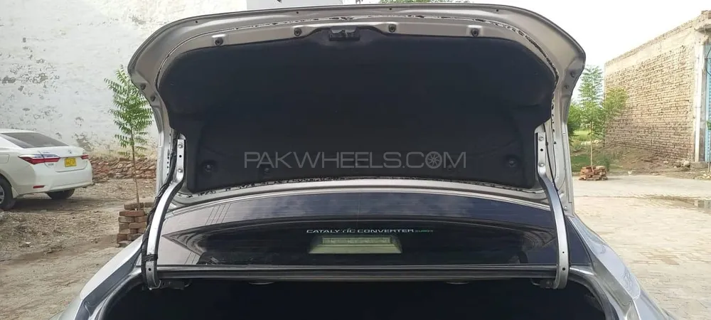 Toyota Corolla 2018 for Sale in Sadiqabad Toyota Corolla 2018 for Sale in Sadiqabad Image-5