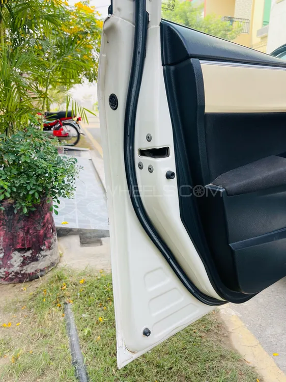 Toyota Corolla 2019 for Sale in Faisalabad Toyota Corolla 2019 for Sale in Faisalabad Image-18