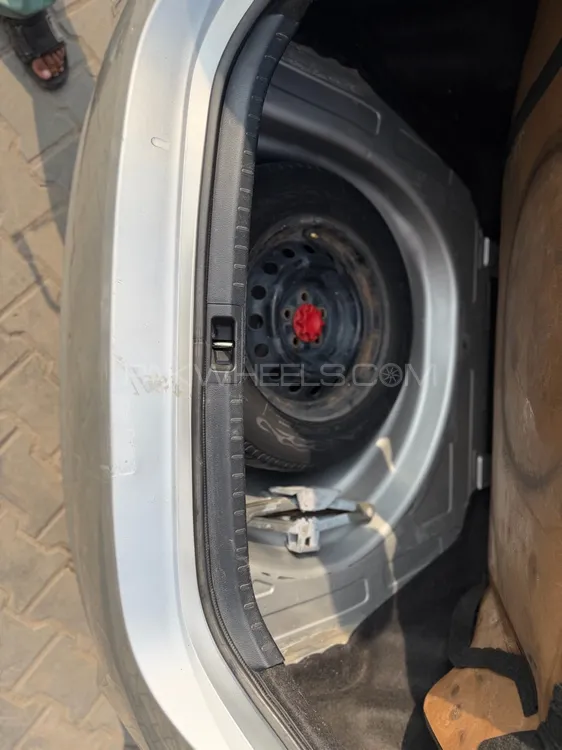 Toyota Corolla 2016 for Sale in Lahore Toyota Corolla 2016 for Sale in Lahore Image-12