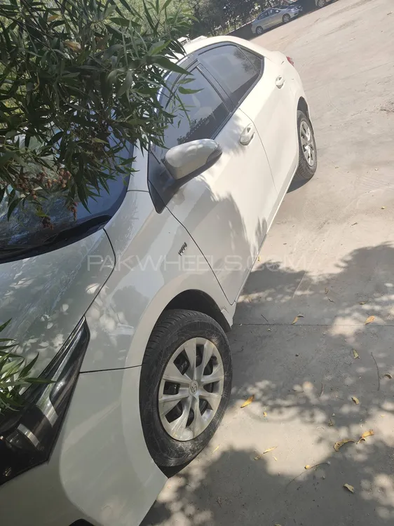 Toyota Corolla 2017 for Sale in Karachi Toyota Corolla 2017 for Sale in Karachi Image-3