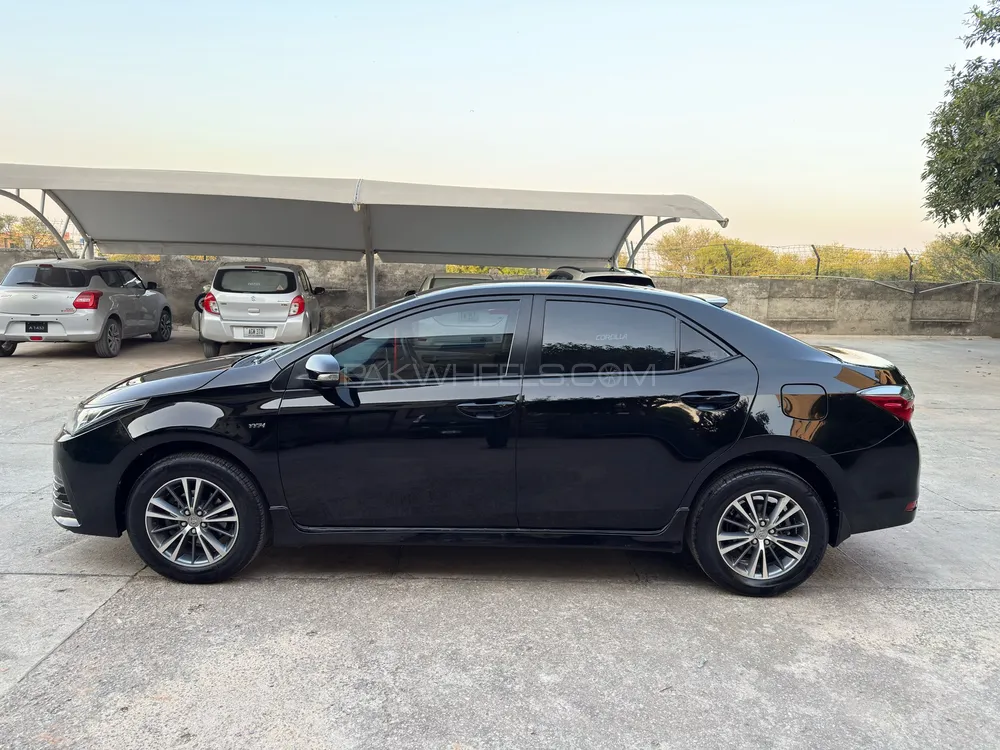 Toyota Corolla 2018 for Sale in Rawalpindi Toyota Corolla 2018 for Sale in Rawalpindi Image-3