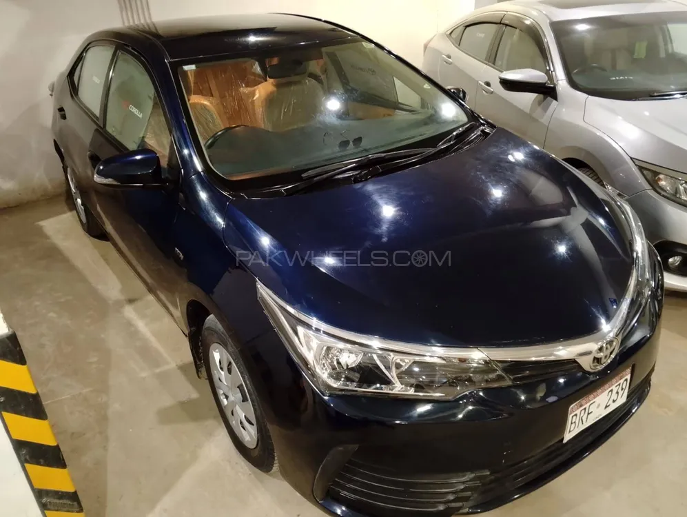 Toyota Corolla 2019 for Sale in Karachi Image-1