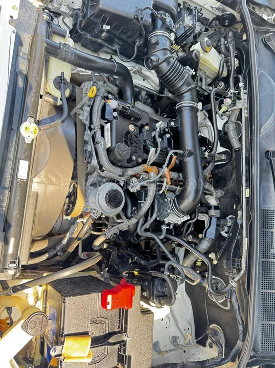 Toyota Fortuner 2017 for Sale in Jhang Toyota Fortuner 2017 for Sale in Jhang Image-12
