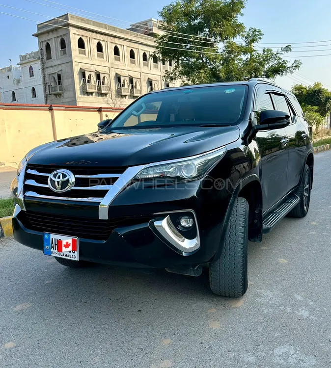 Toyota Fortuner 2018 for Sale in Sialkot Toyota Fortuner 2018 for Sale in Sialkot Image-2