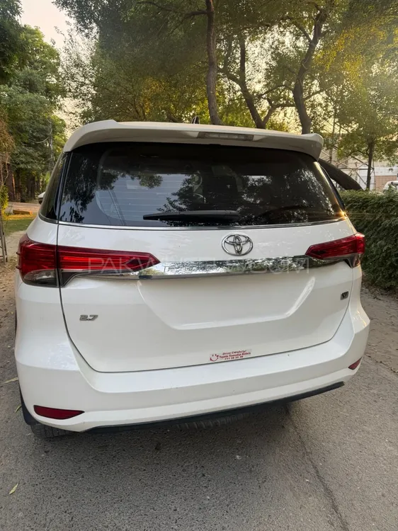 Toyota Fortuner 2021 for Sale in Lahore Toyota Fortuner 2021 for Sale in Lahore Image-4