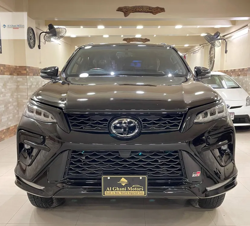 Toyota Fortuner 2023 for Sale in Karachi Toyota Fortuner 2023 for Sale in Karachi Image-1