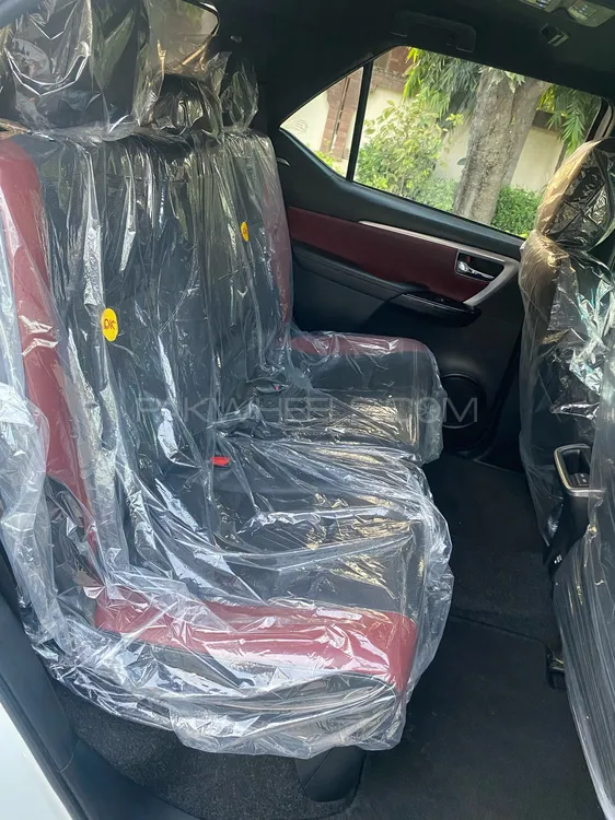 Toyota Fortuner 2023 for Sale in Lahore Toyota Fortuner 2023 for Sale in Lahore Image-14